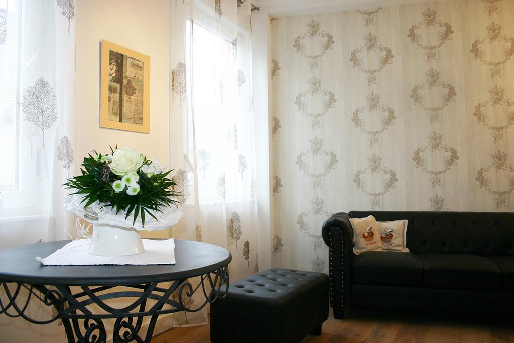 Apartment Koenigstrasse Bad Bergzabern Pokoj fotografie